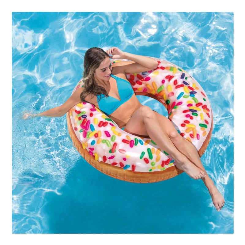 Dona inflable divertida para piscina y verano